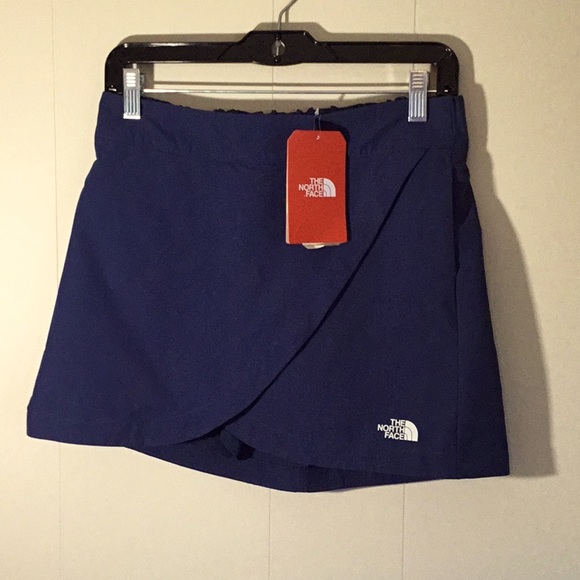 North Face Skorts - Picture 2 of 5